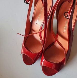 VIA SPIGA Red Patent leather Pumps
